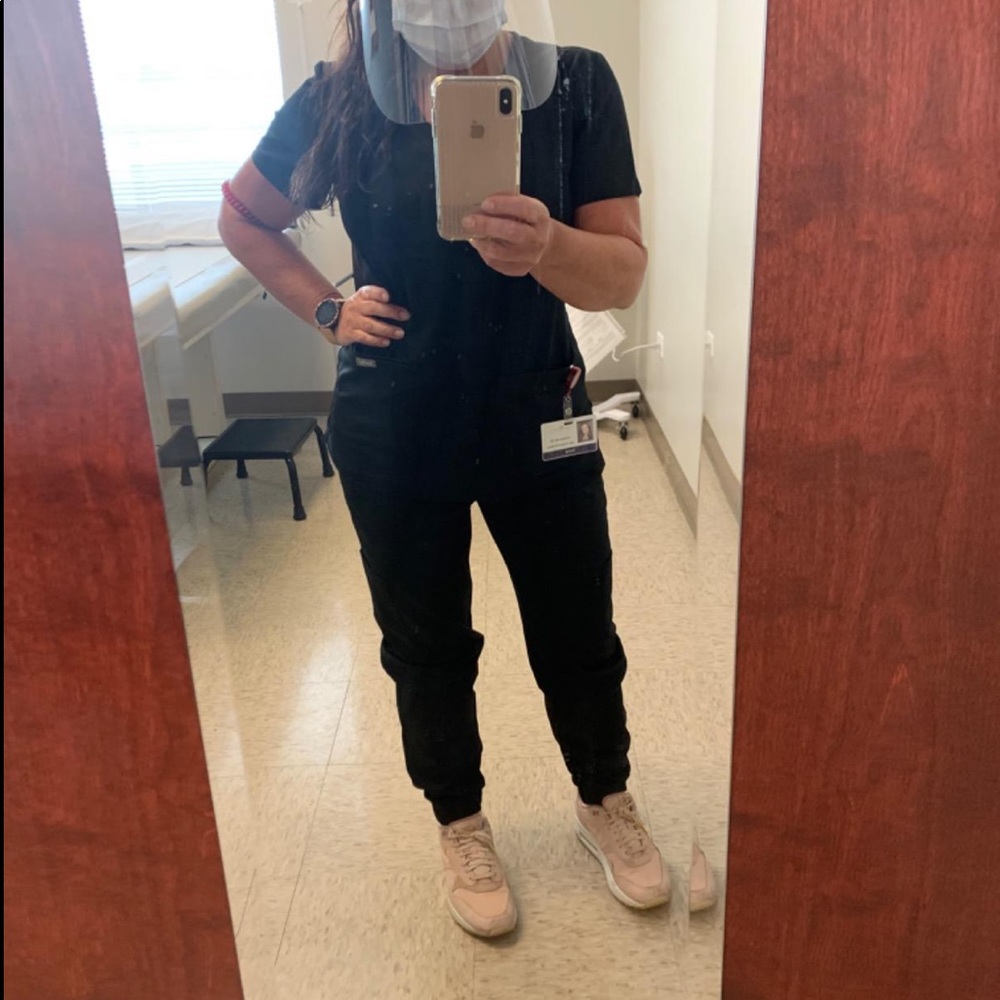 Soulful Scrubs women size small set top and bottom